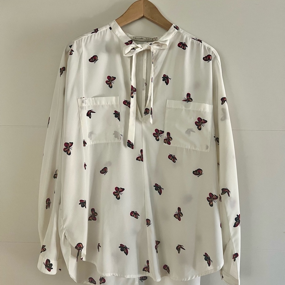 Abercrombie & Fitch Butterfly Blouse